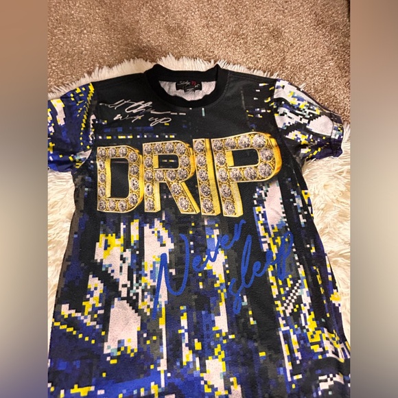 Boys short sleeve “DRIP” shirt Size Medium 10-12 WITH TEAL RHINESTONES ATTACHED - Picture 6 of 7